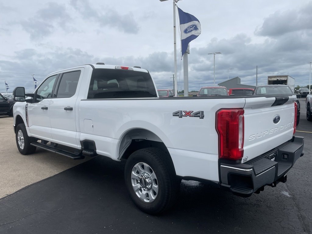 Used 2024 Ford F250 XLT image 5