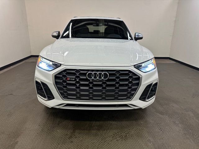Used 2022 Audi SQ5 Premium Plus AWD/4WD image 2