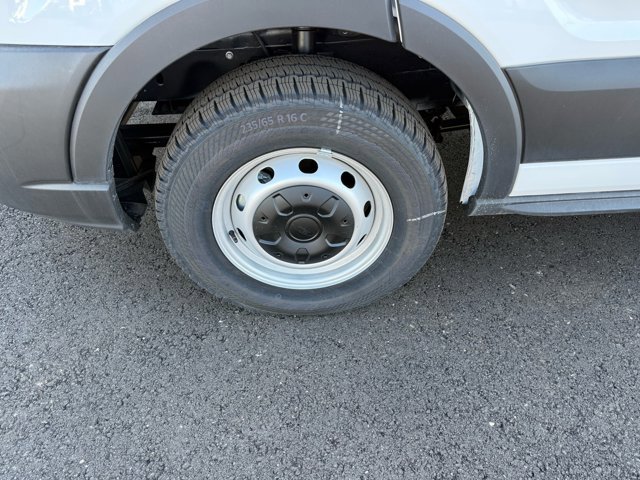 New 2025 Ford Transit 250 148 Medium Roof image 17