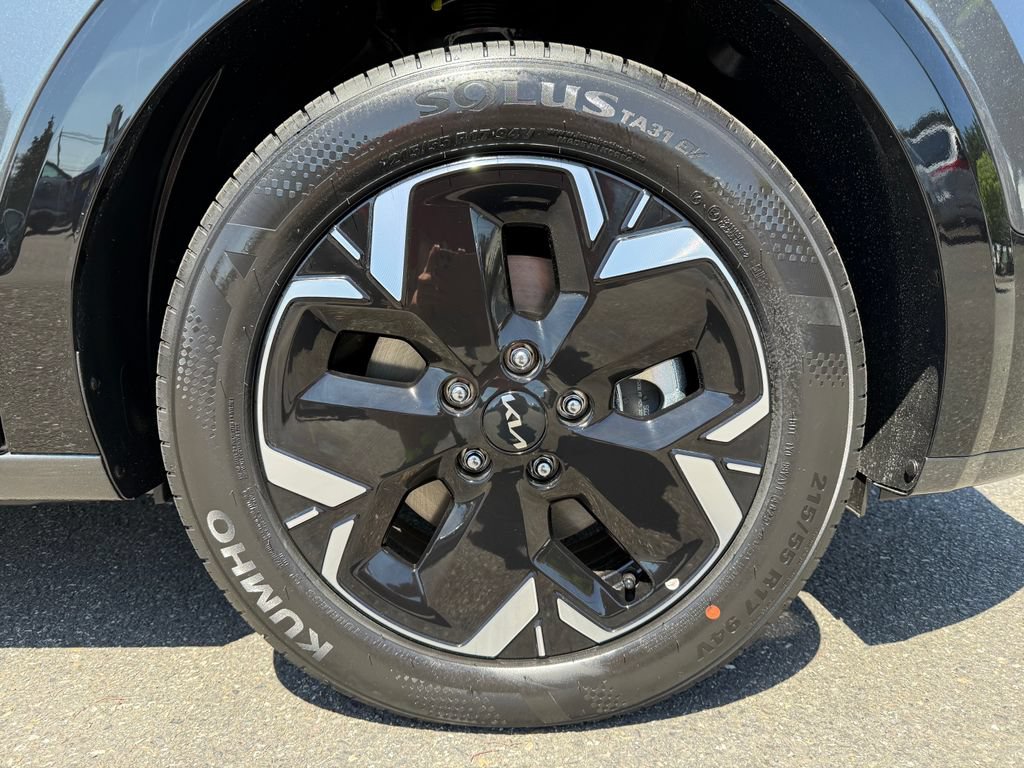 New 2026 Kia Niro Wind w/ Wind Preserve Package FWD image 9