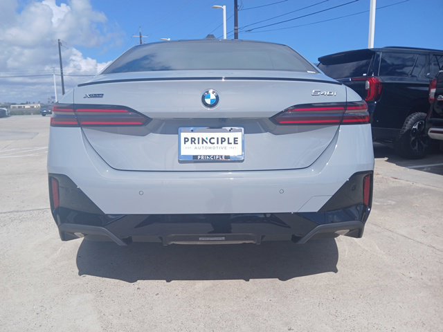 New 2027 BMW 540i xDrive w/ Executive Package AWD/4WD image 8