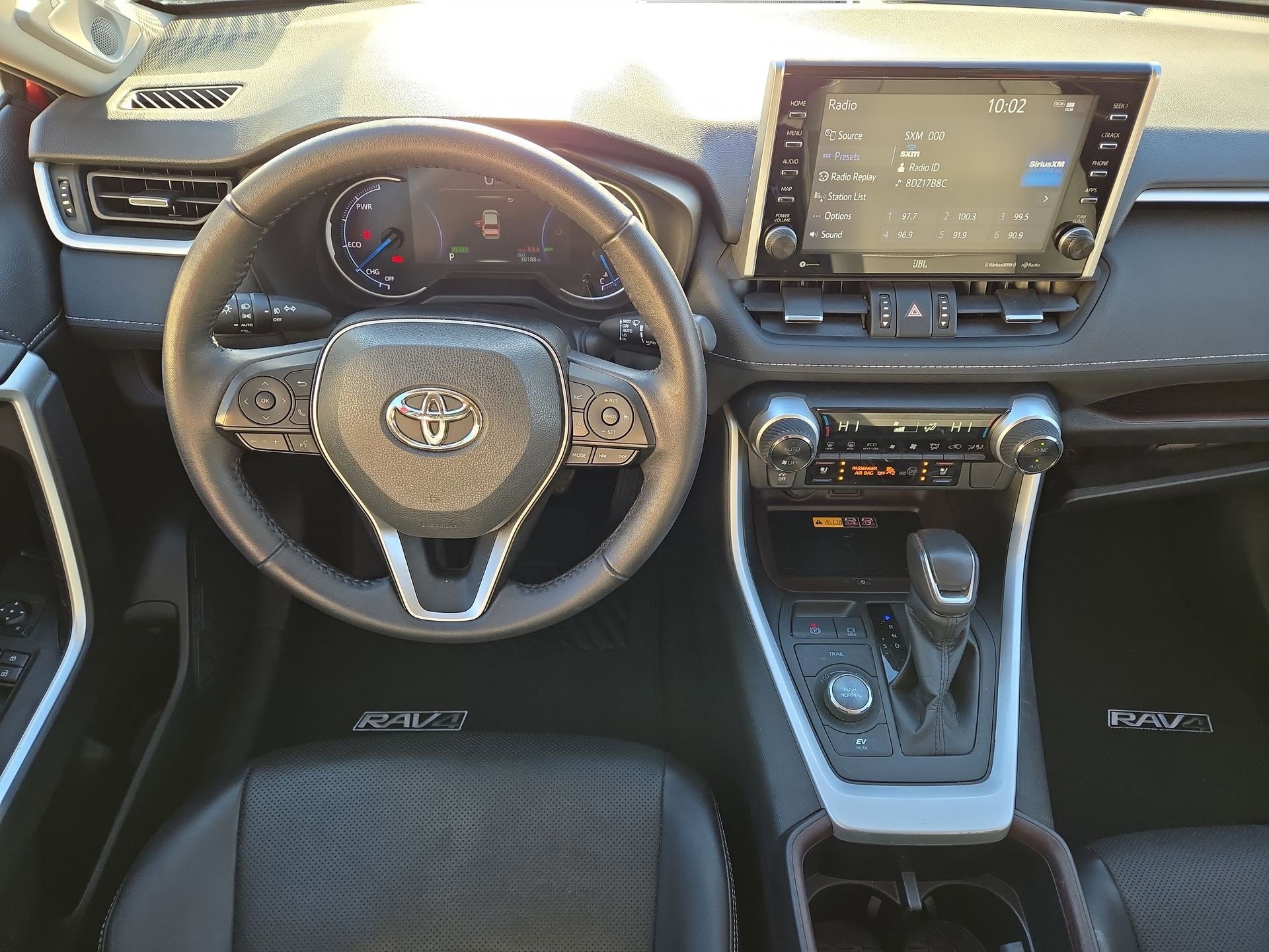 Used 2022 Toyota RAV4 Limited image 14