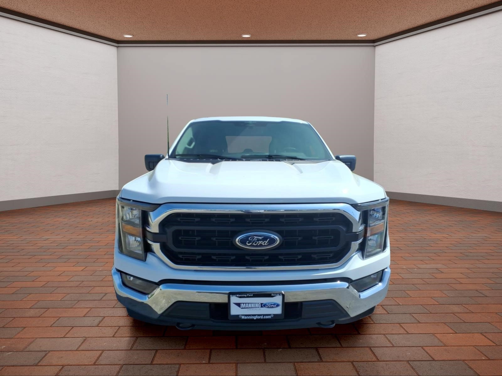 Used 2023 Ford F150 XLT AWD/4WD image 3