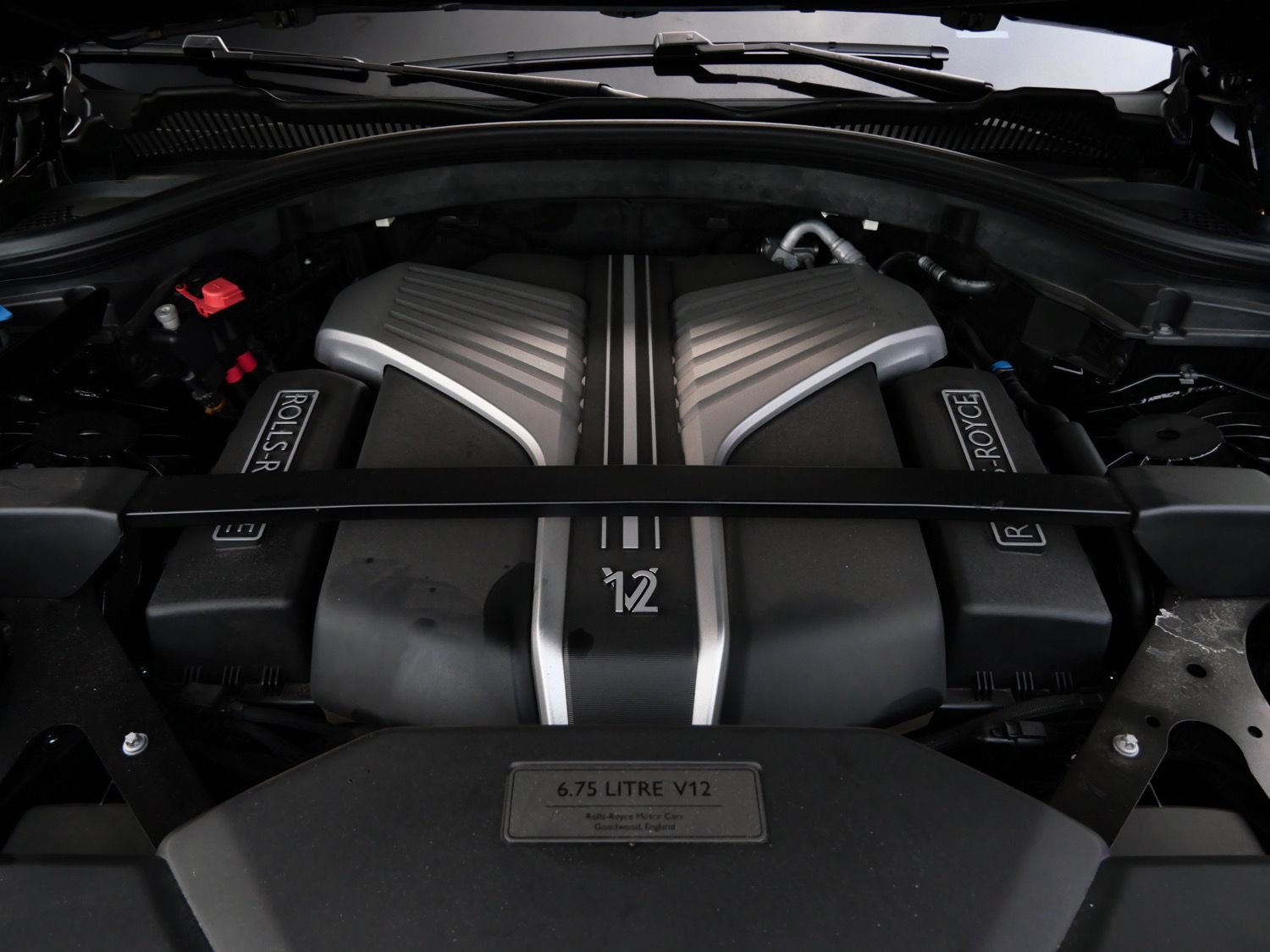 Certified 2023 Rolls-Royce Cullinan AWD/4WD image 28