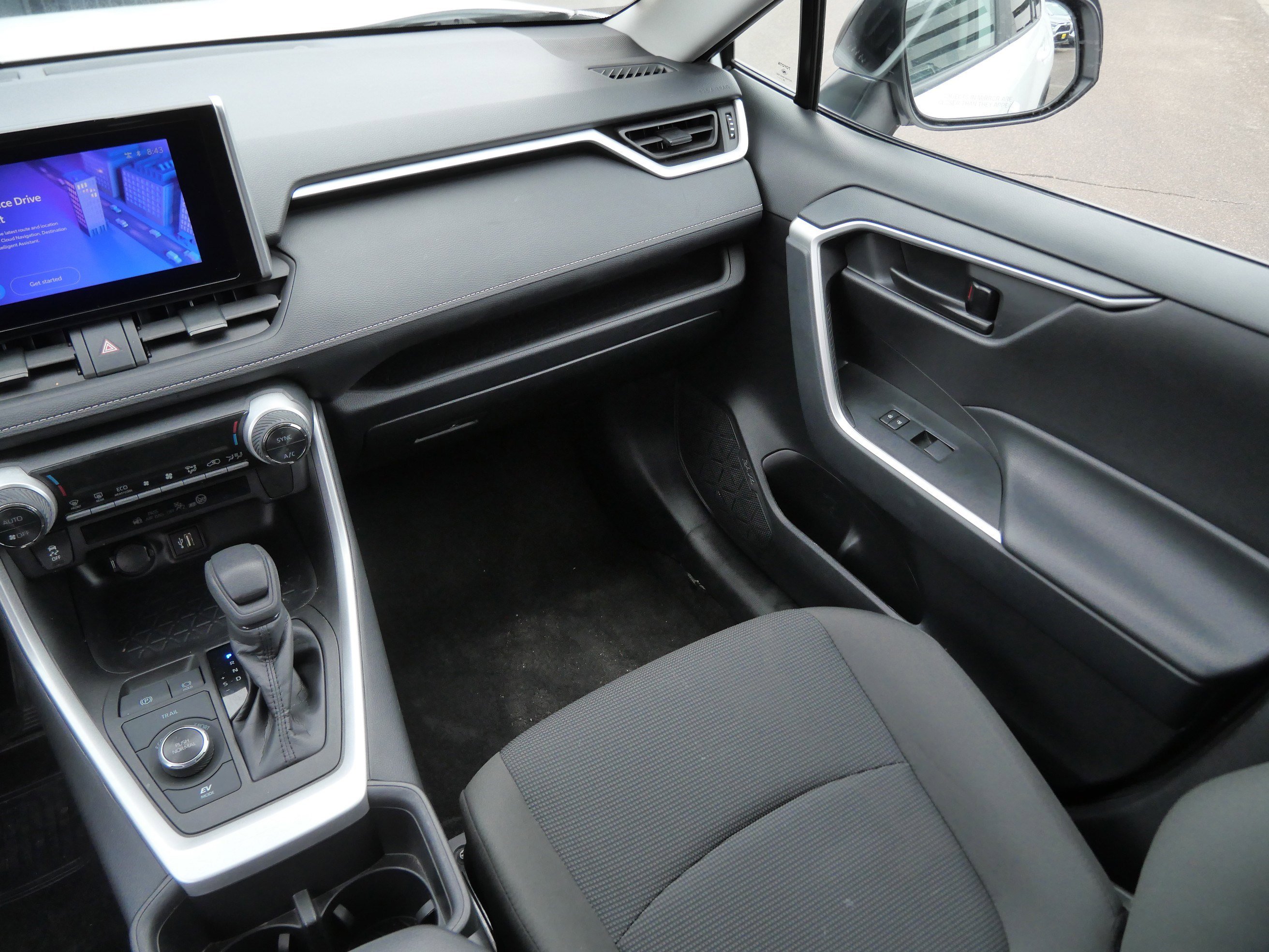 Certified 2025 Toyota RAV4 LE image 12