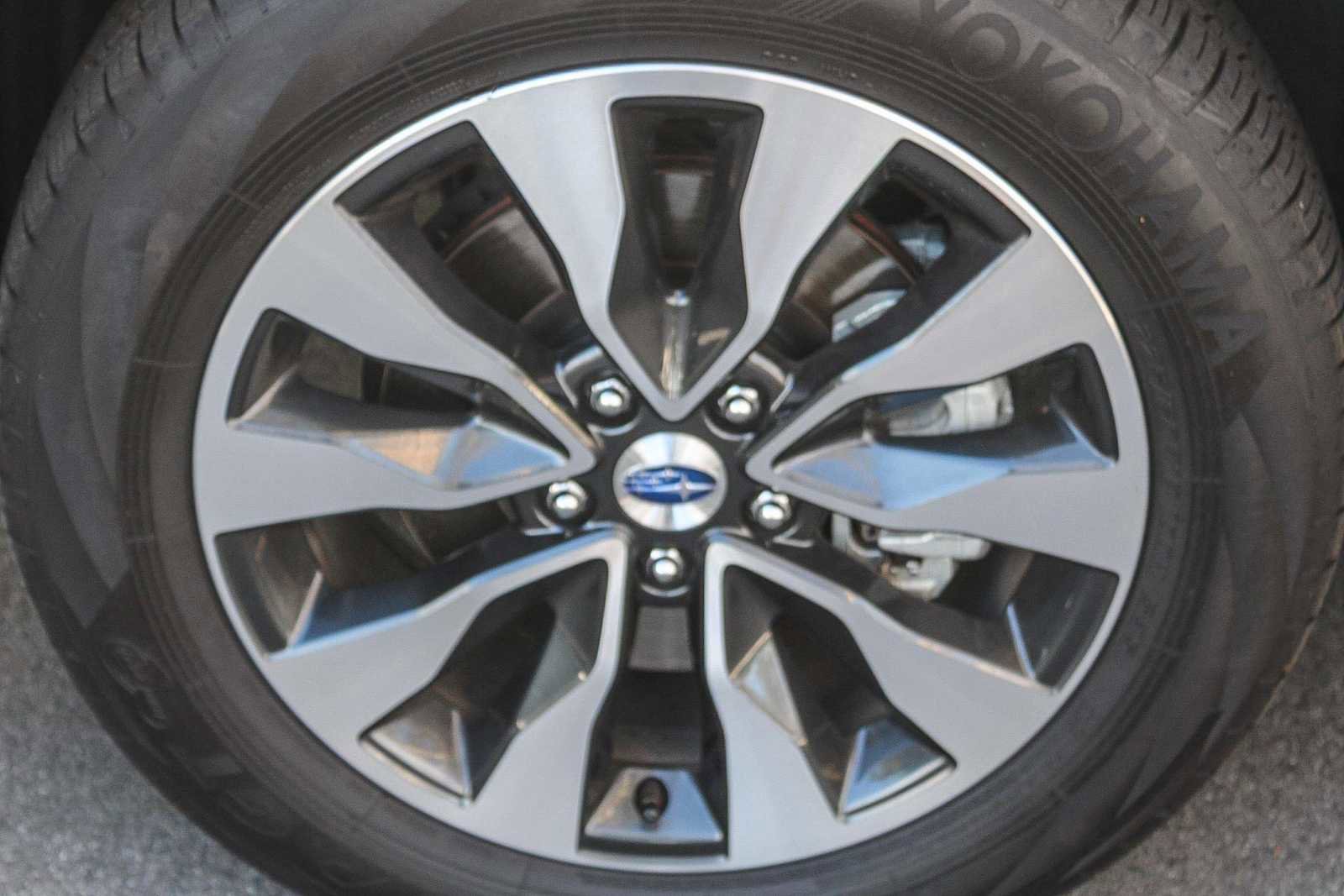 Certified 2025 Subaru Outback Touring XT w/ Tech Package 2 AWD/4WD image 10