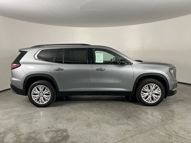 Used 2026 GMC Acadia Elevation w/ Elevation Premium Package FWD image 9