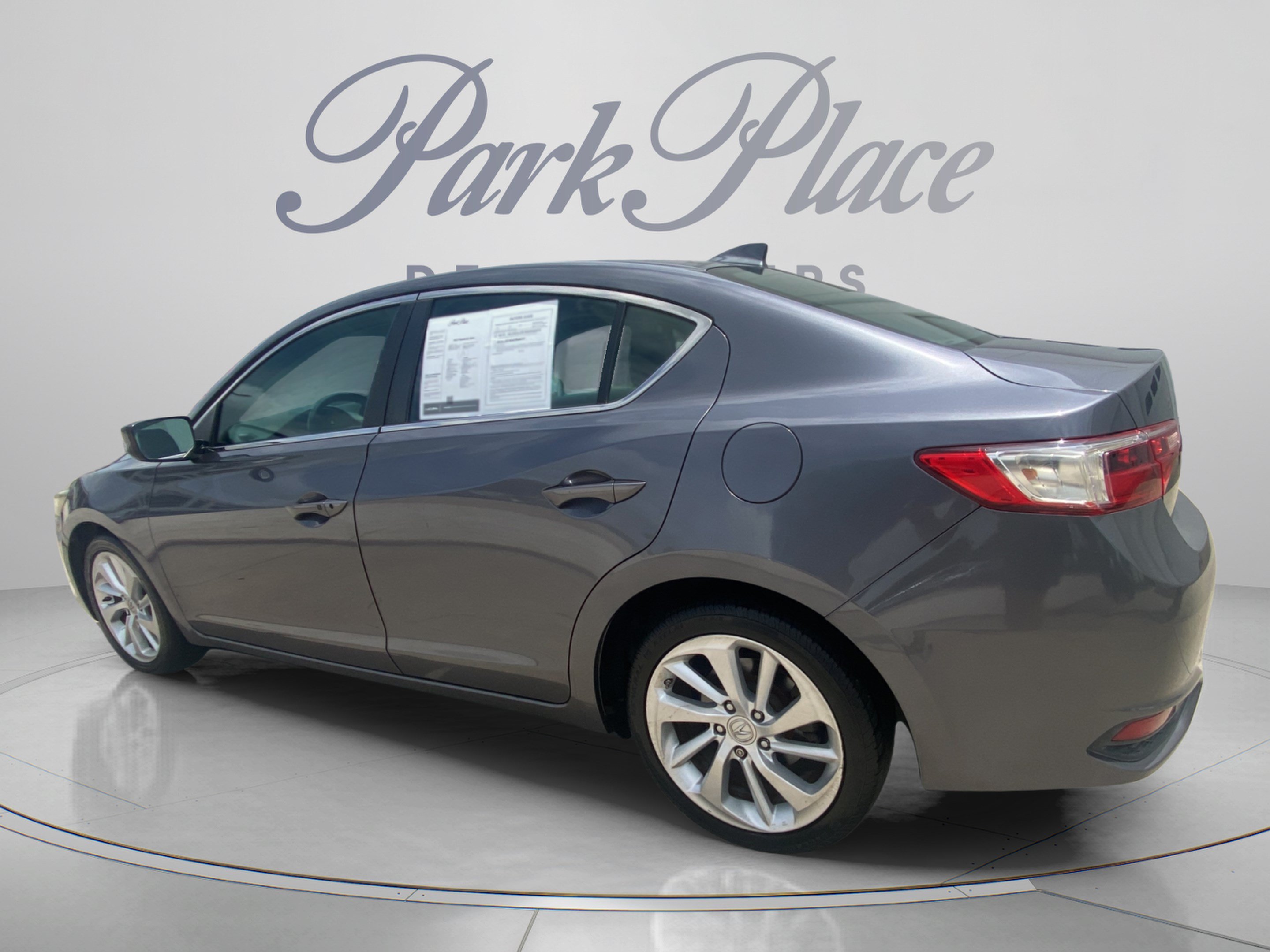 Used 2017 Acura ILX FWD image 3