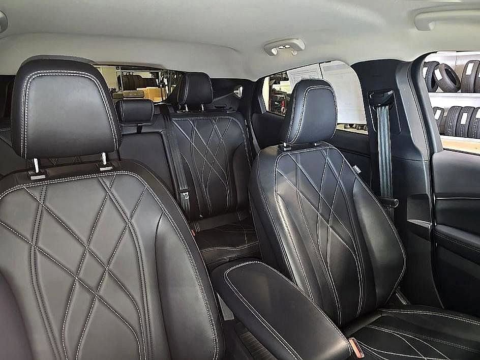 Used 2022 Ford Mustang Mach-E Select image 36