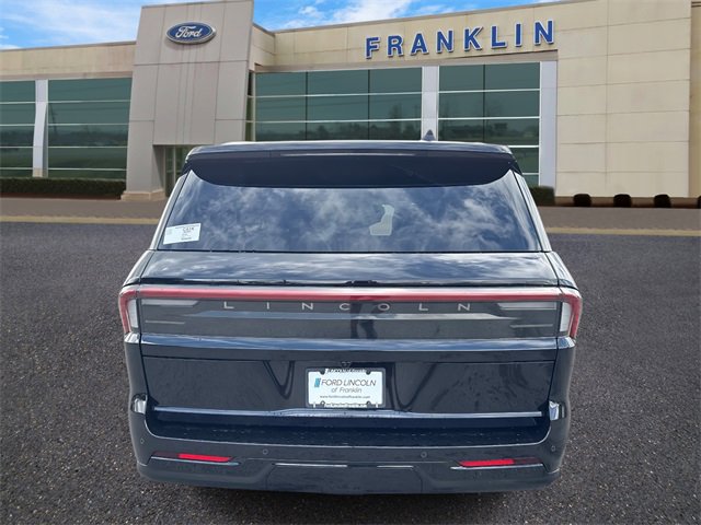 New 2025 Lincoln Navigator L Reserve image 6