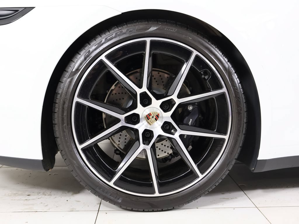 Certified 2025 Porsche 911 Carrera T RWD image 28