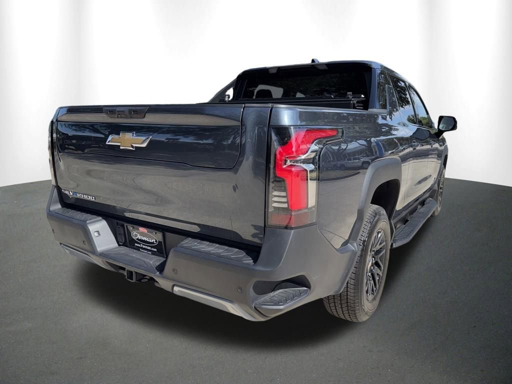 Used 2025 Chevrolet Silverado EV LT AWD/4WD image 18