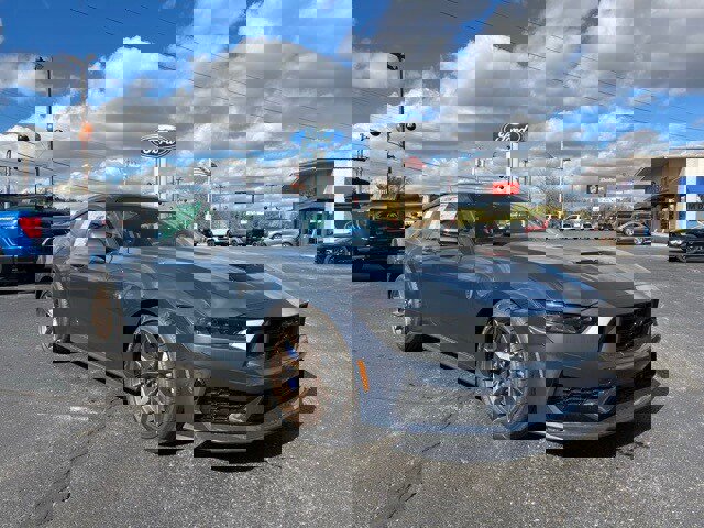 New 2025 Ford Mustang Dark Horse image 2
