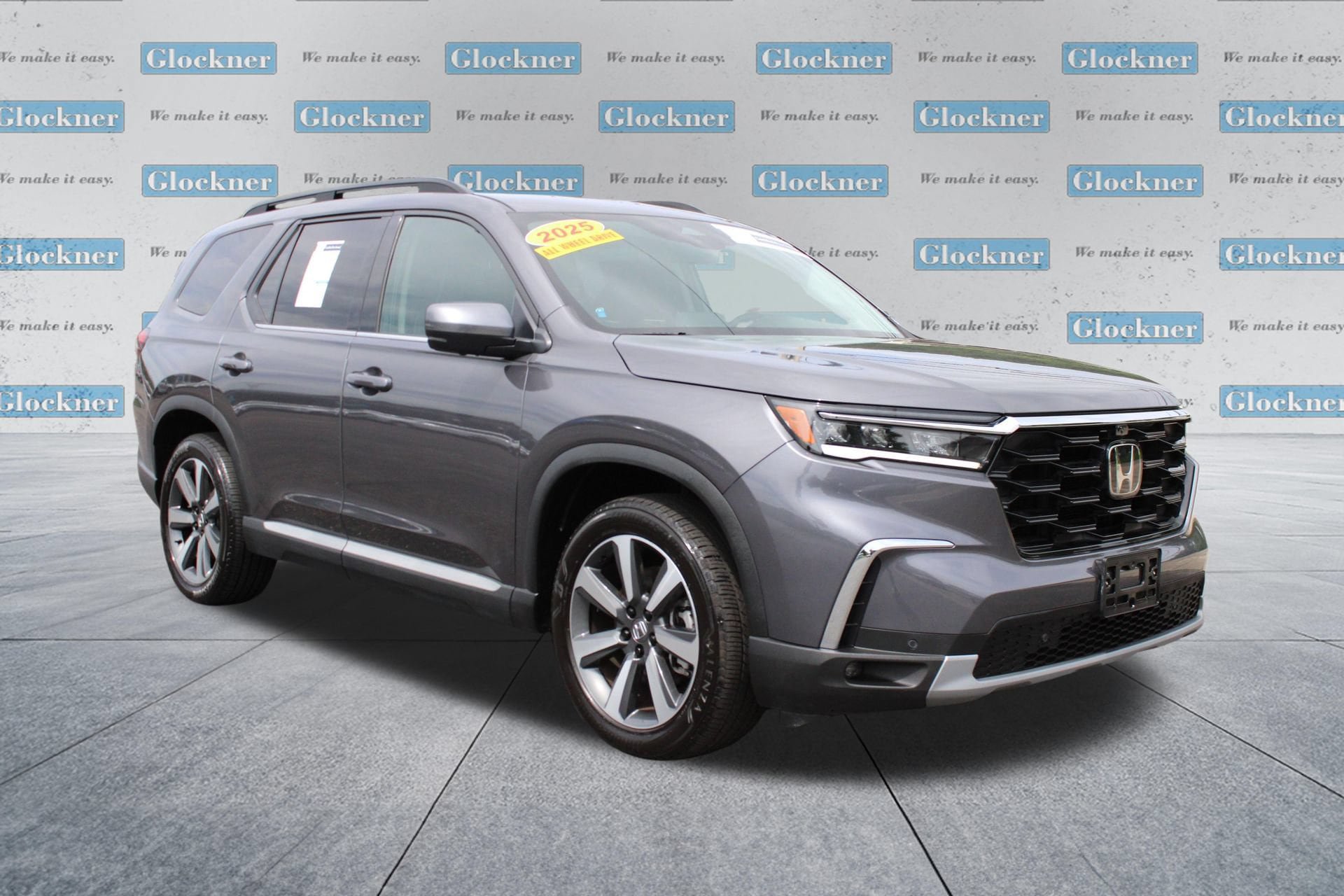 Used 2025 Honda Pilot Elite image 3
