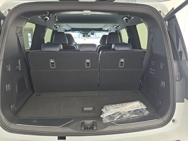 New 2026 INFINITI QX80 4WD w/ Sport Exterior Package image 68