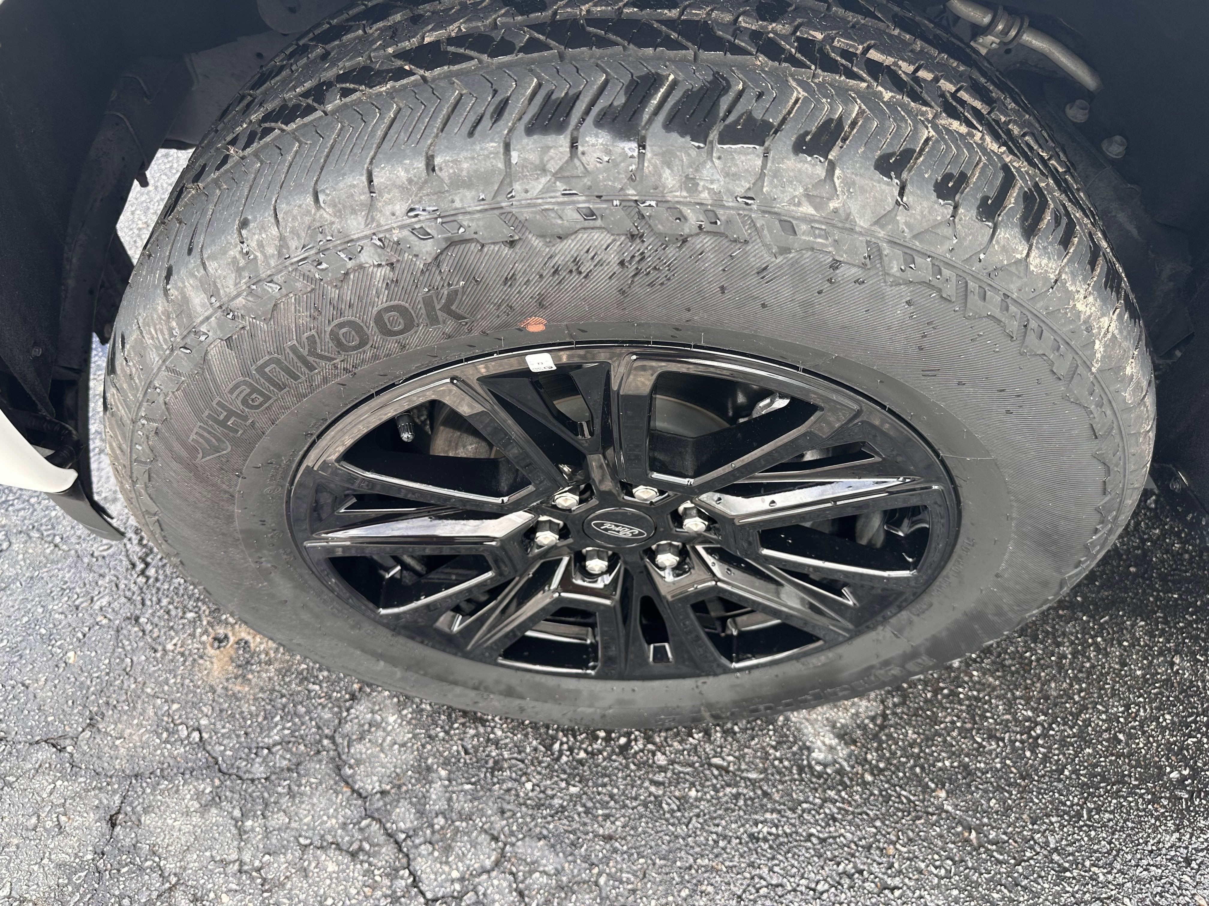 Used 2024 Ford F150 Platinum w/ Equipment Group 702A High image 32