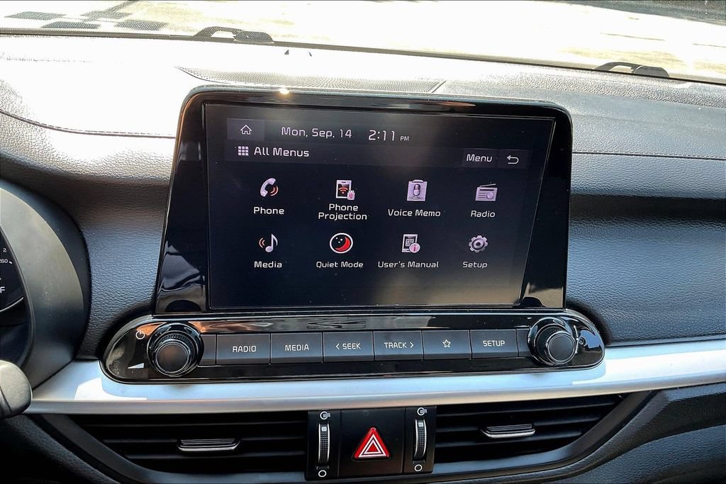 Used 2024 Kia Forte LXS w/ LXS Technology Package FWD image 18