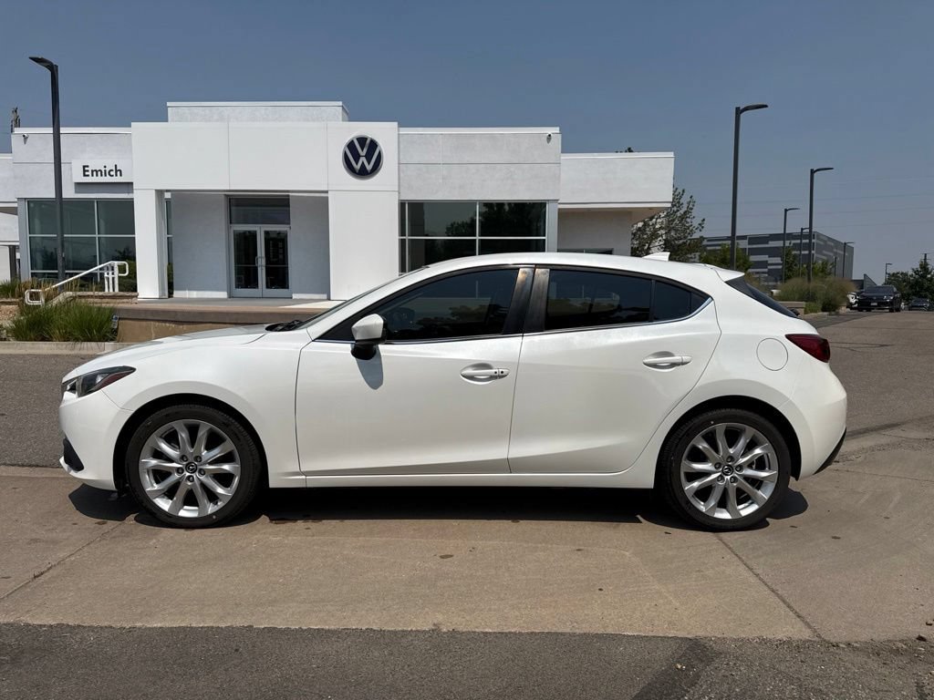 Used 2016 MAZDA MAZDA3 s Touring FWD image 2