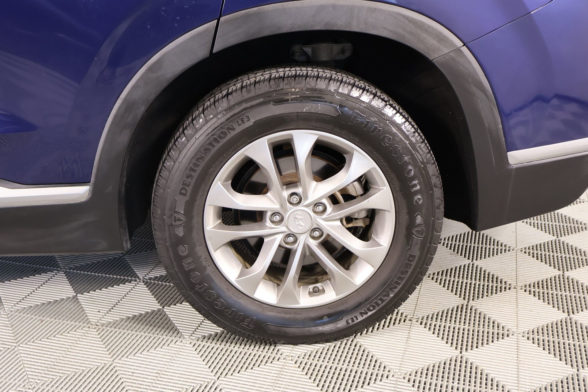 Used 2019 Hyundai Santa Fe SE image 17