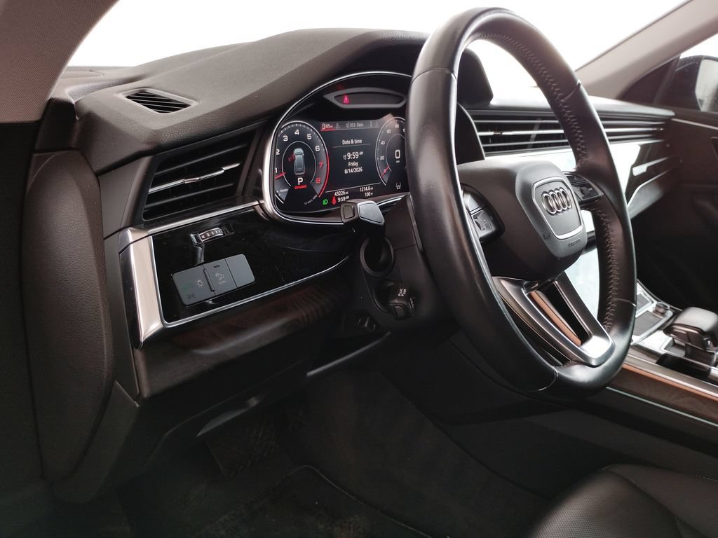 Used 2019 Audi Q8 Premium Plus w/ Premium Plus AWD/4WD image 25