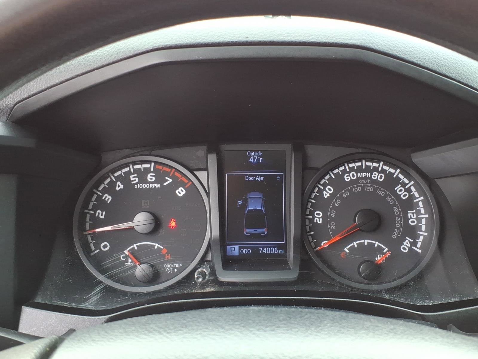 Used 2020 Toyota Tacoma SR AWD/4WD image 16
