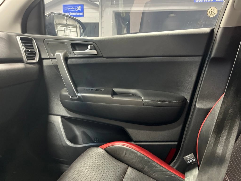Used 2022 Kia Sportage LX AWD/4WD image 18