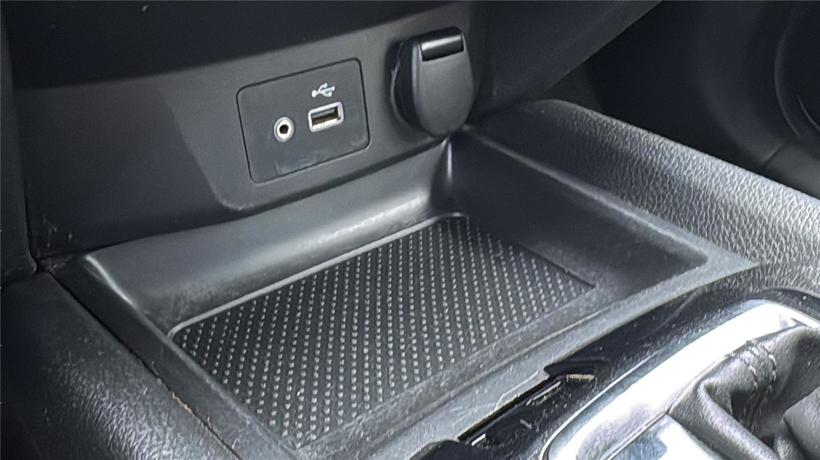Used 2019 Nissan Rogue Sport S image 19