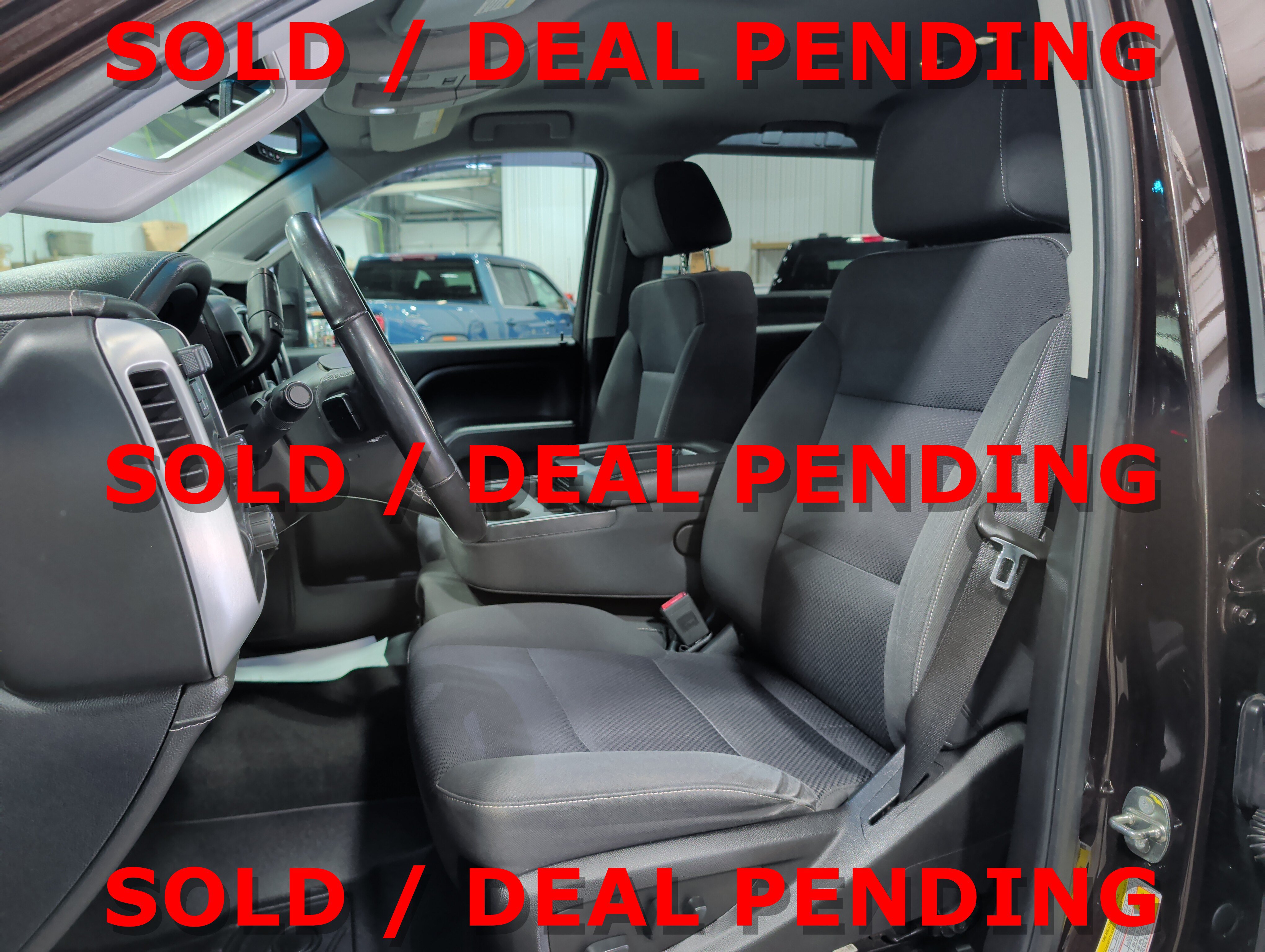 Used 2018 GMC Sierra 2500 SLE w/ HD SLE Preferred Plus Package AWD/4WD image 7