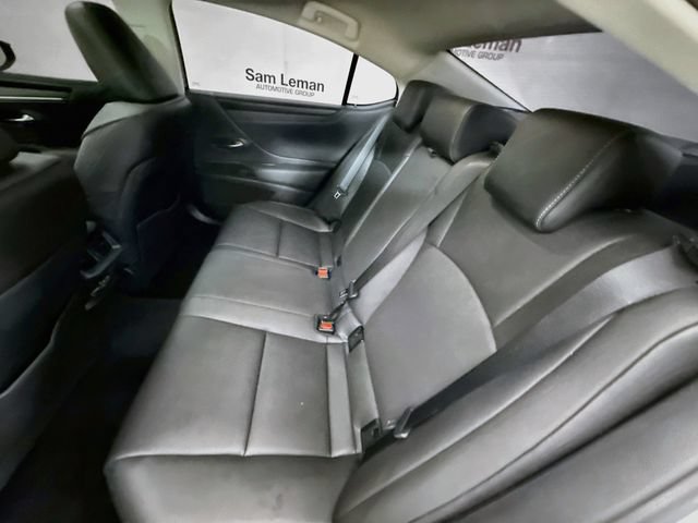 Used 2025 Lexus ES 300h w/ Premium Package FWD image 25