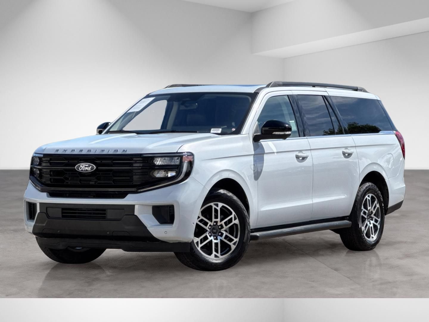 Used 2025 Ford Expedition Max Active AWD/4WD image 2