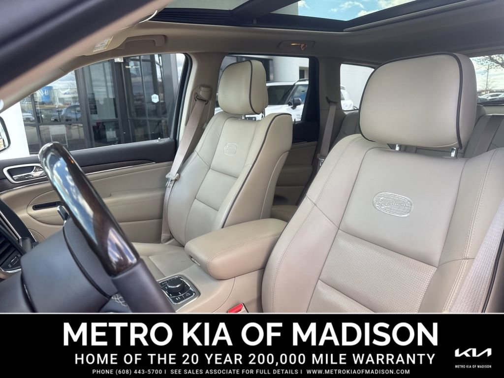 Used 2014 Jeep Grand Cherokee Overland w/ Advanced Technology Group image 17