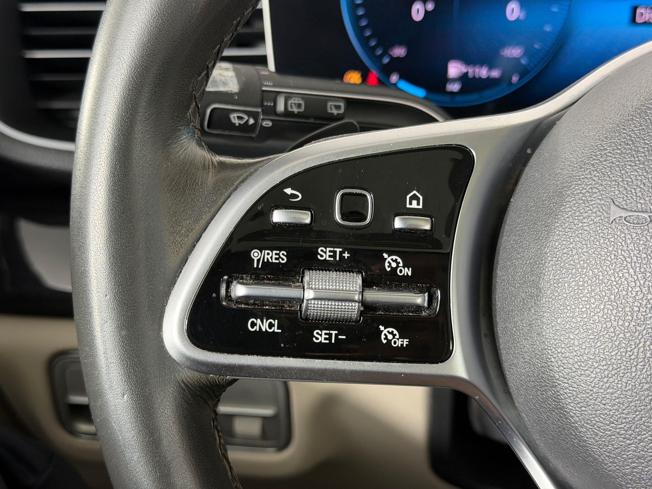 Used 2020 Mercedes-Benz GLE 350 image 15