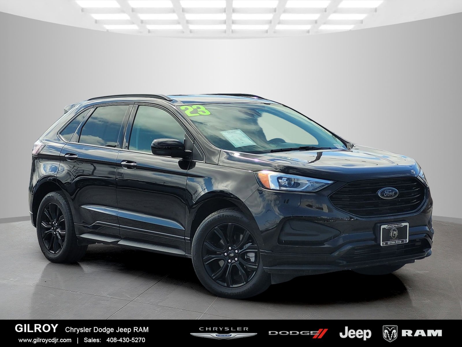 Used 2023 Ford Edge SE w/ Black Appearance Package