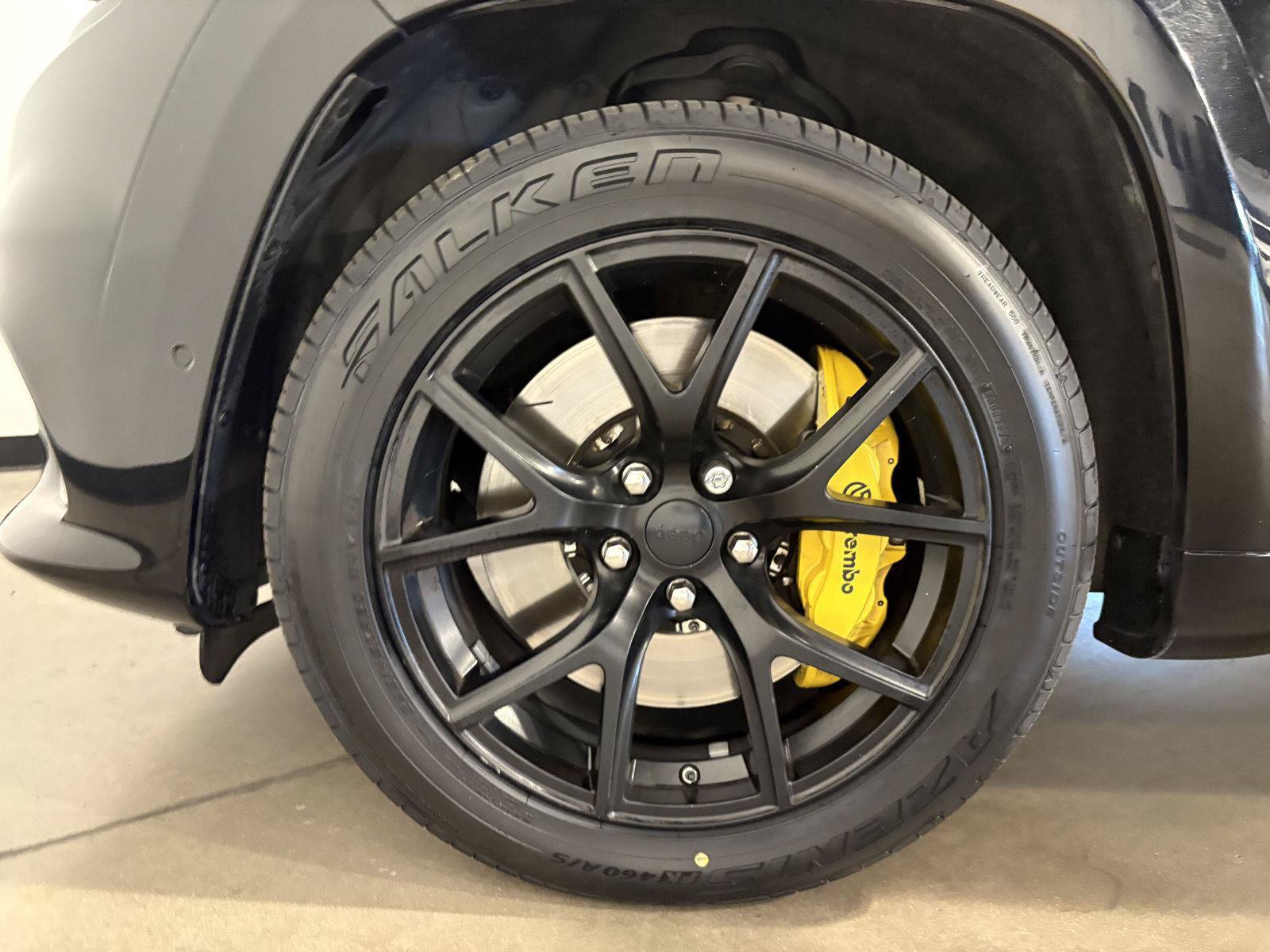 Used 2018 Jeep Grand Cherokee Trackhawk AWD/4WD image 52