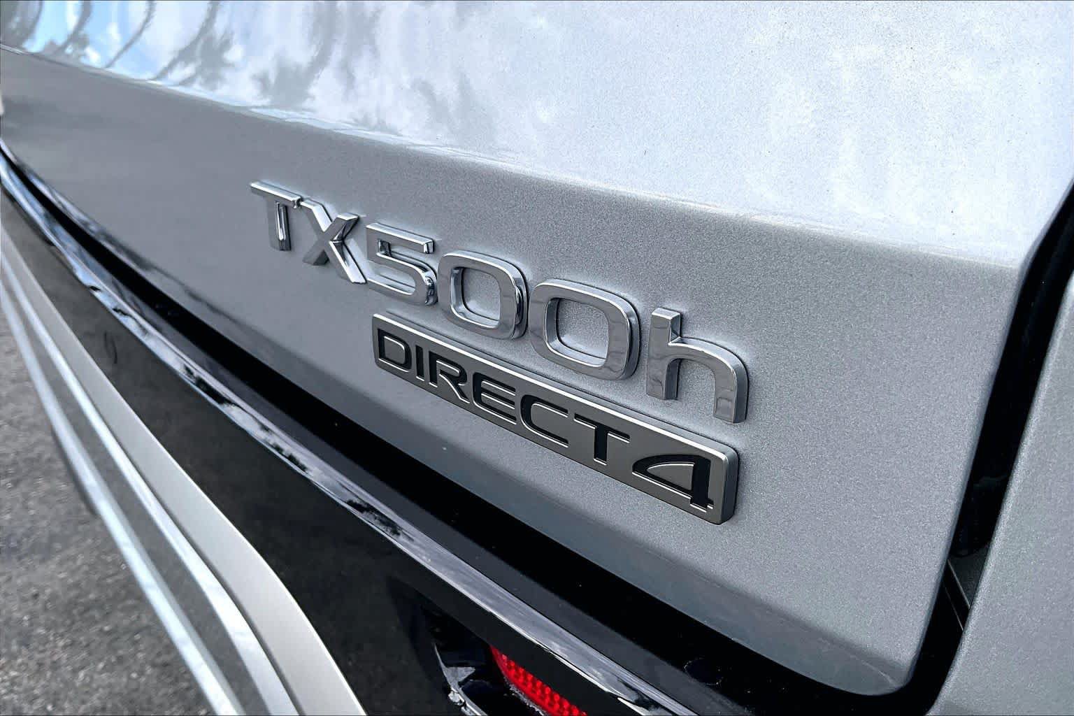 Certified 2026 Lexus TX 500h AWD w/ Technology Package image 9