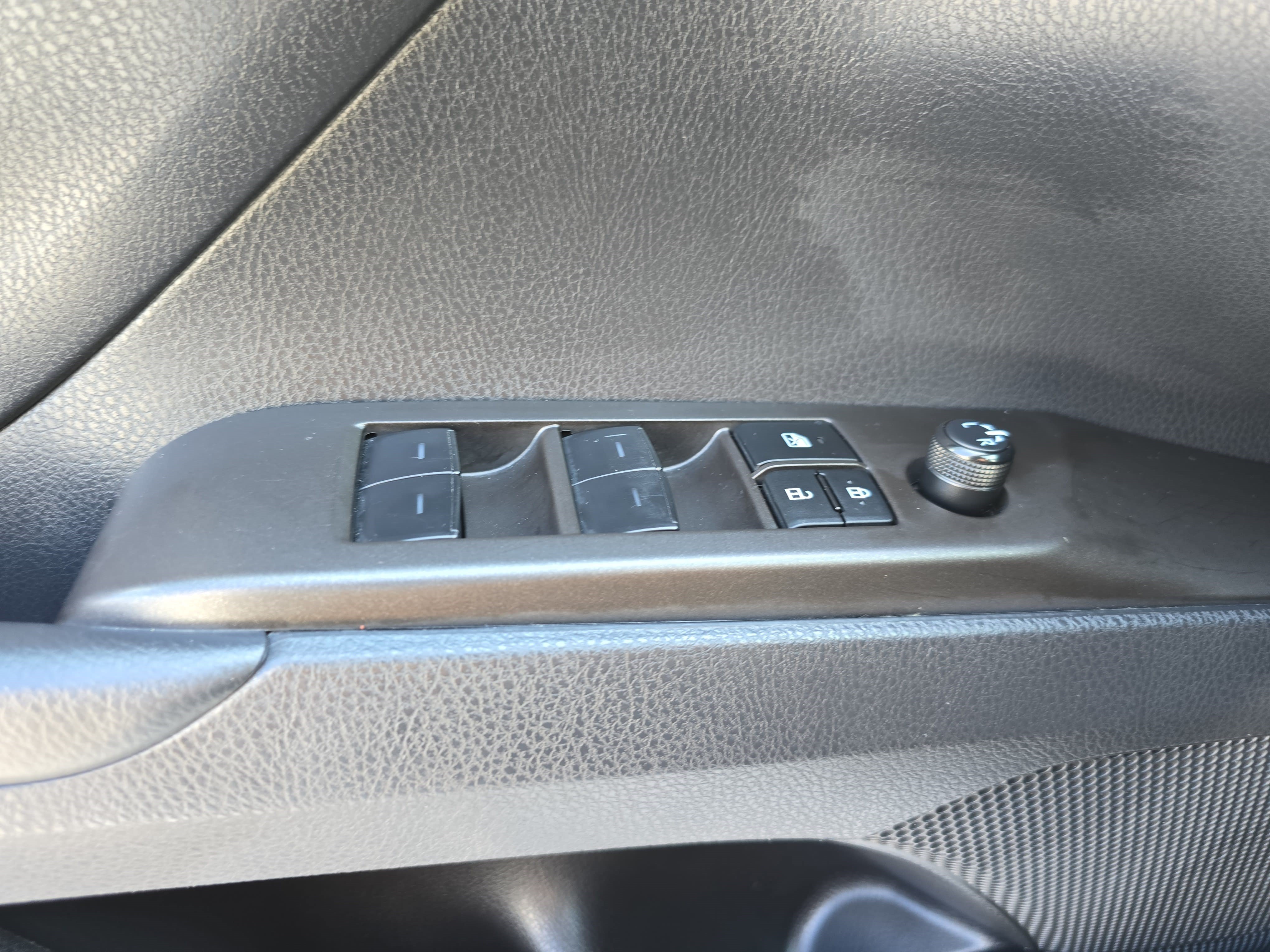 Used 2024 Toyota Camry SE FWD image 26