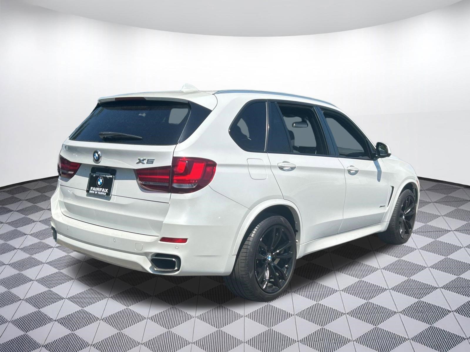 Used 2017 BMW X5 xDrive35i AWD/4WD image 9