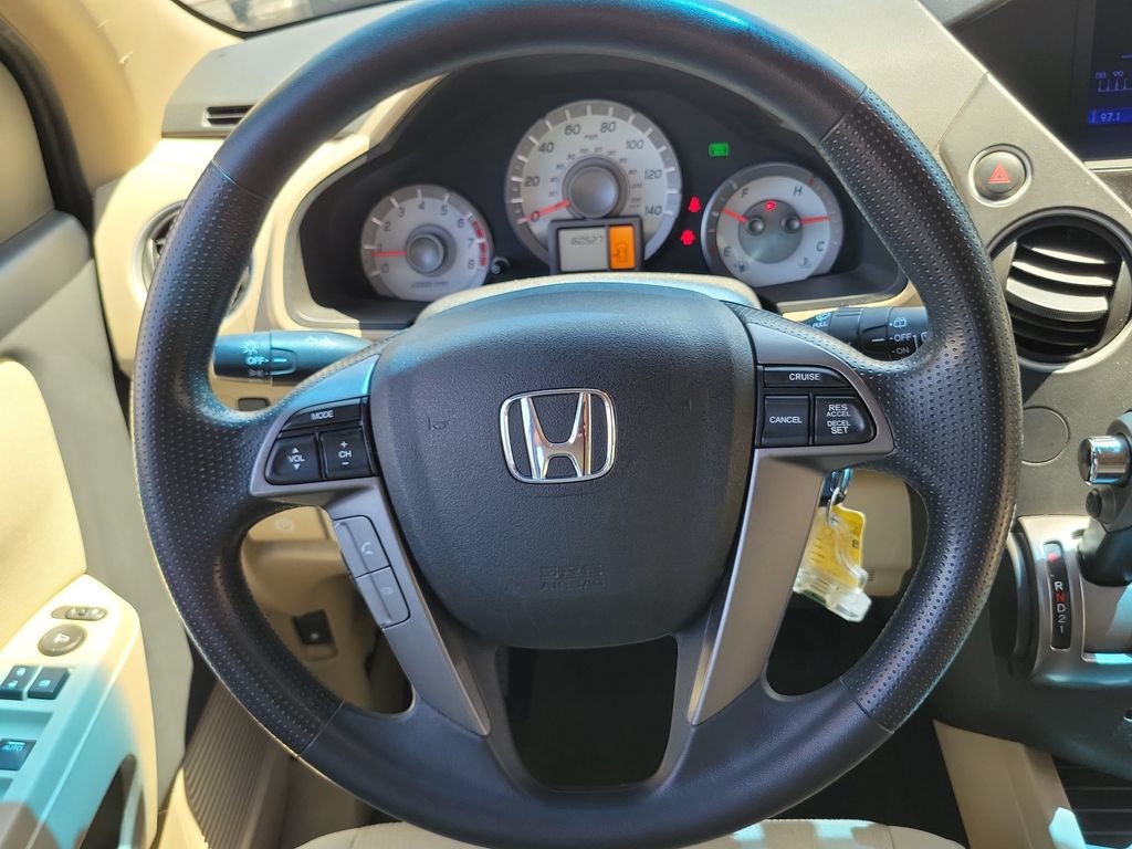 Used 2015 Honda Pilot LX image 24