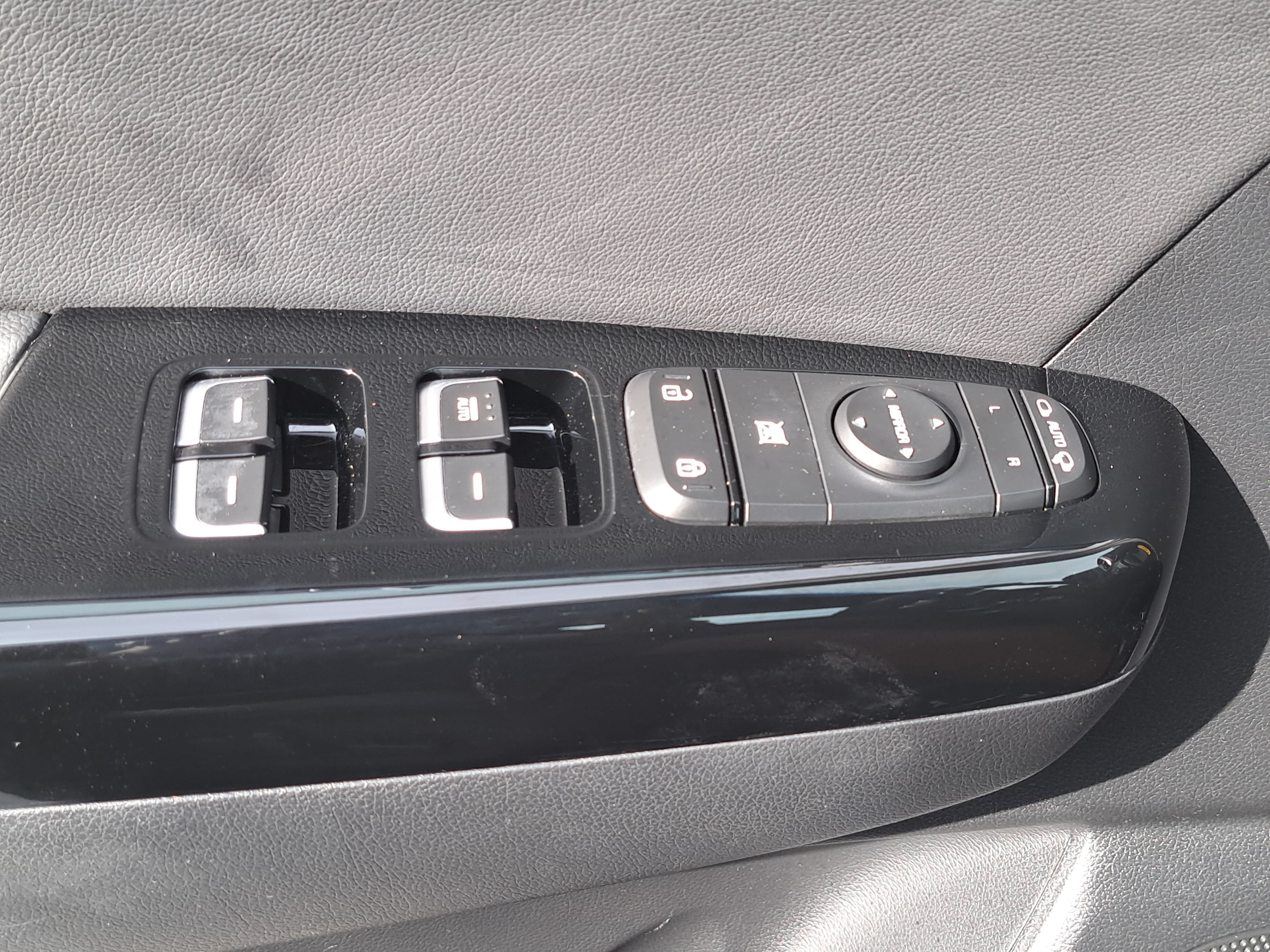 Used 2022 Kia Sportage SX AWD/4WD image 29