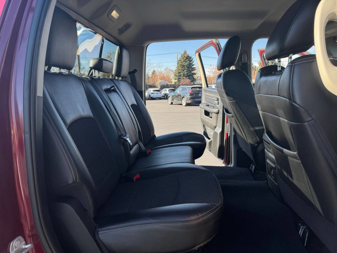 Used 2018 RAM 1500 Sport image 31
