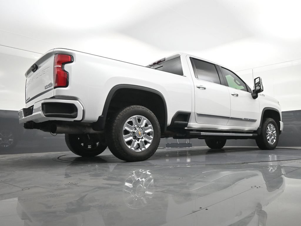 Used 2024 Chevrolet Silverado 2500 High Country AWD/4WD image 28