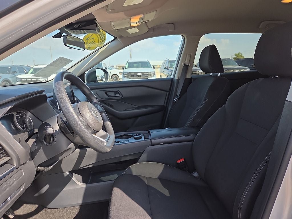 Used 2024 Nissan Rogue S AWD/4WD image 23