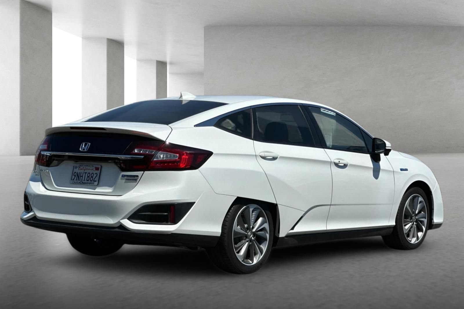 Used 2020 Honda Clarity Touring image 4
