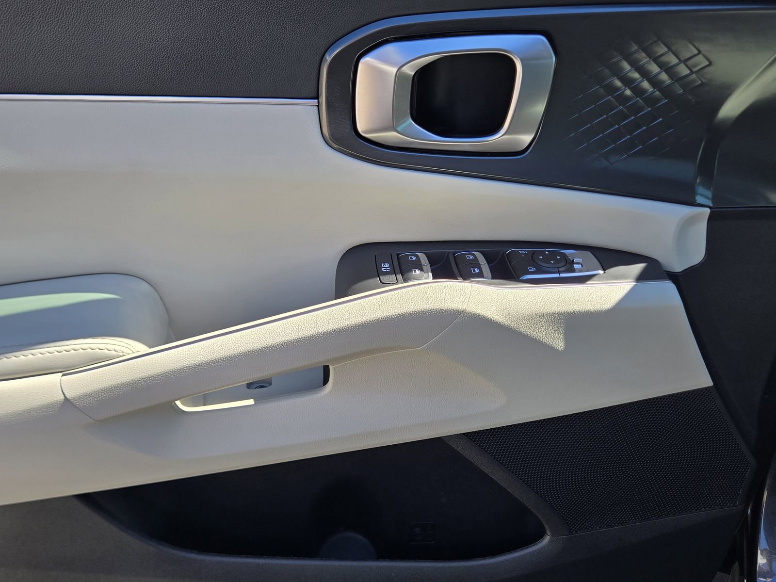 Used 2024 Kia Sorento EX image 29