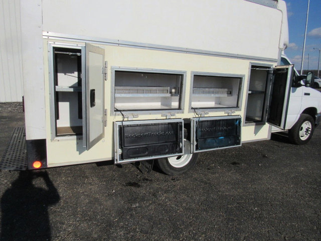 Used 2023 Ford E-350 and Econoline 350 Super Duty w/ Power Windows & Locks Group image 20