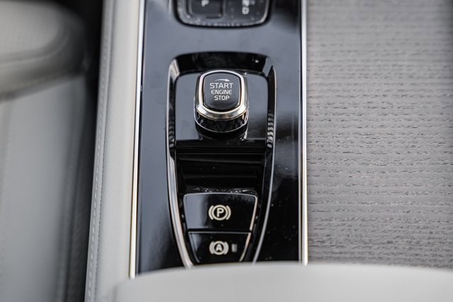 New 2026 Volvo XC90 B6 Ultra image 23