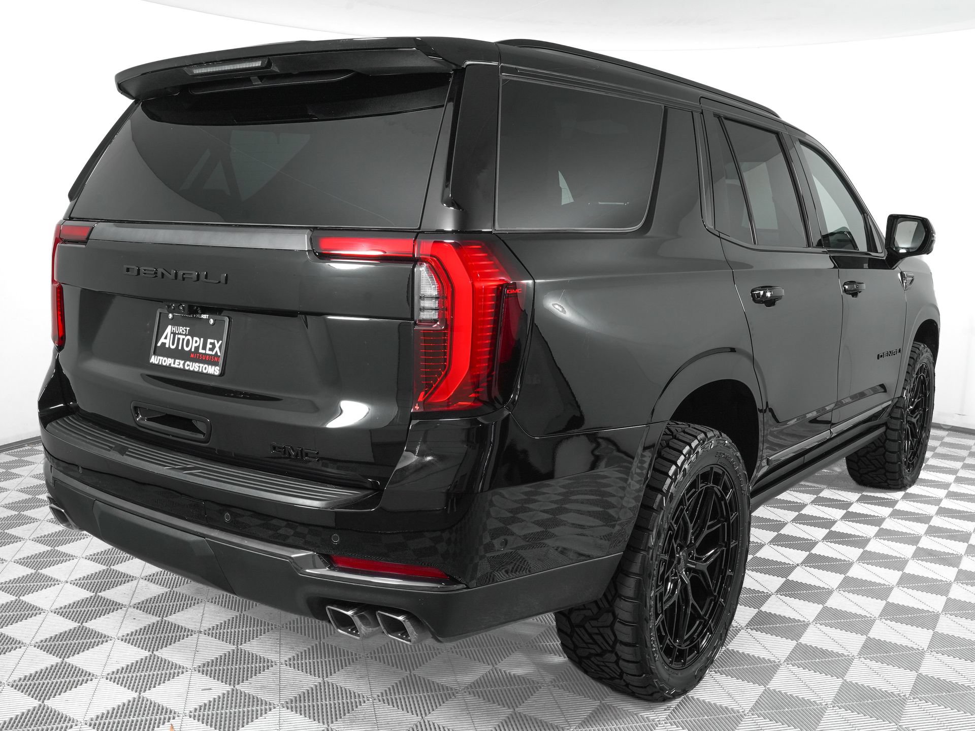 Used 2026 GMC Yukon Denali Ultimate AWD/4WD image 6