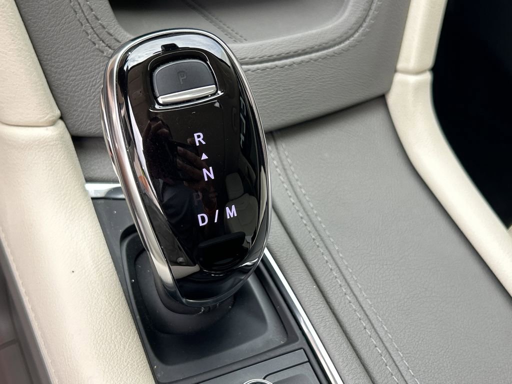 Used 2022 Cadillac XT5 Premium Luxury w/ Technology Package image 24
