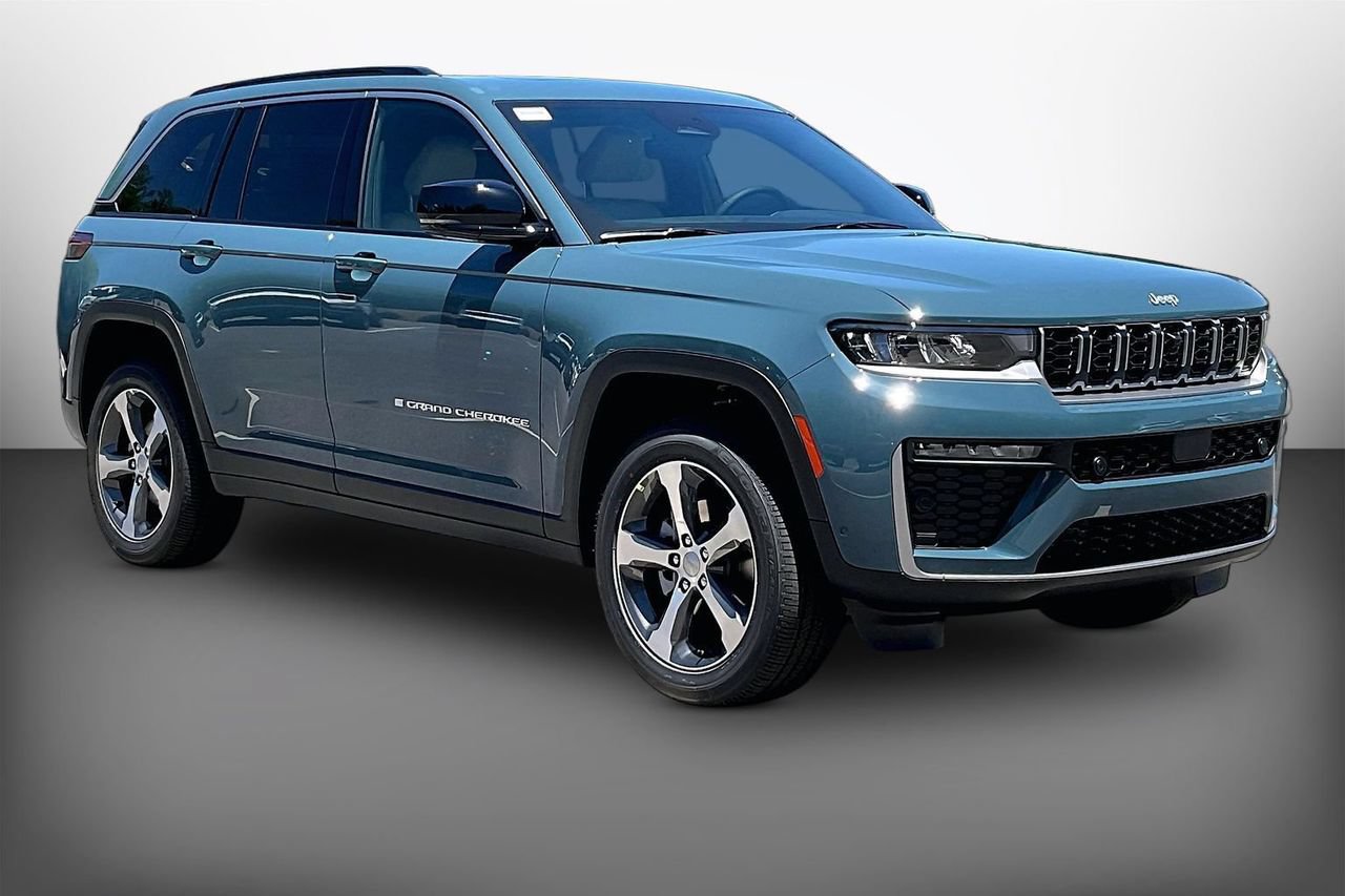 New 2026 Jeep Grand Cherokee Limited w/ Luxury Tech Group II