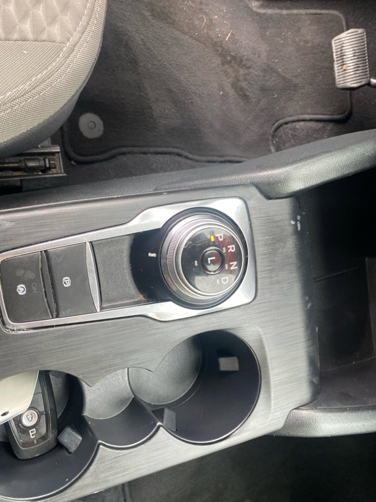 Used 2020 Ford Escape SE image 16
